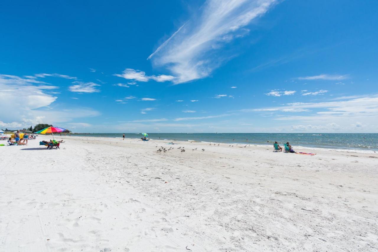 304 Crimson Condos St. Pete Beach Exterior photo