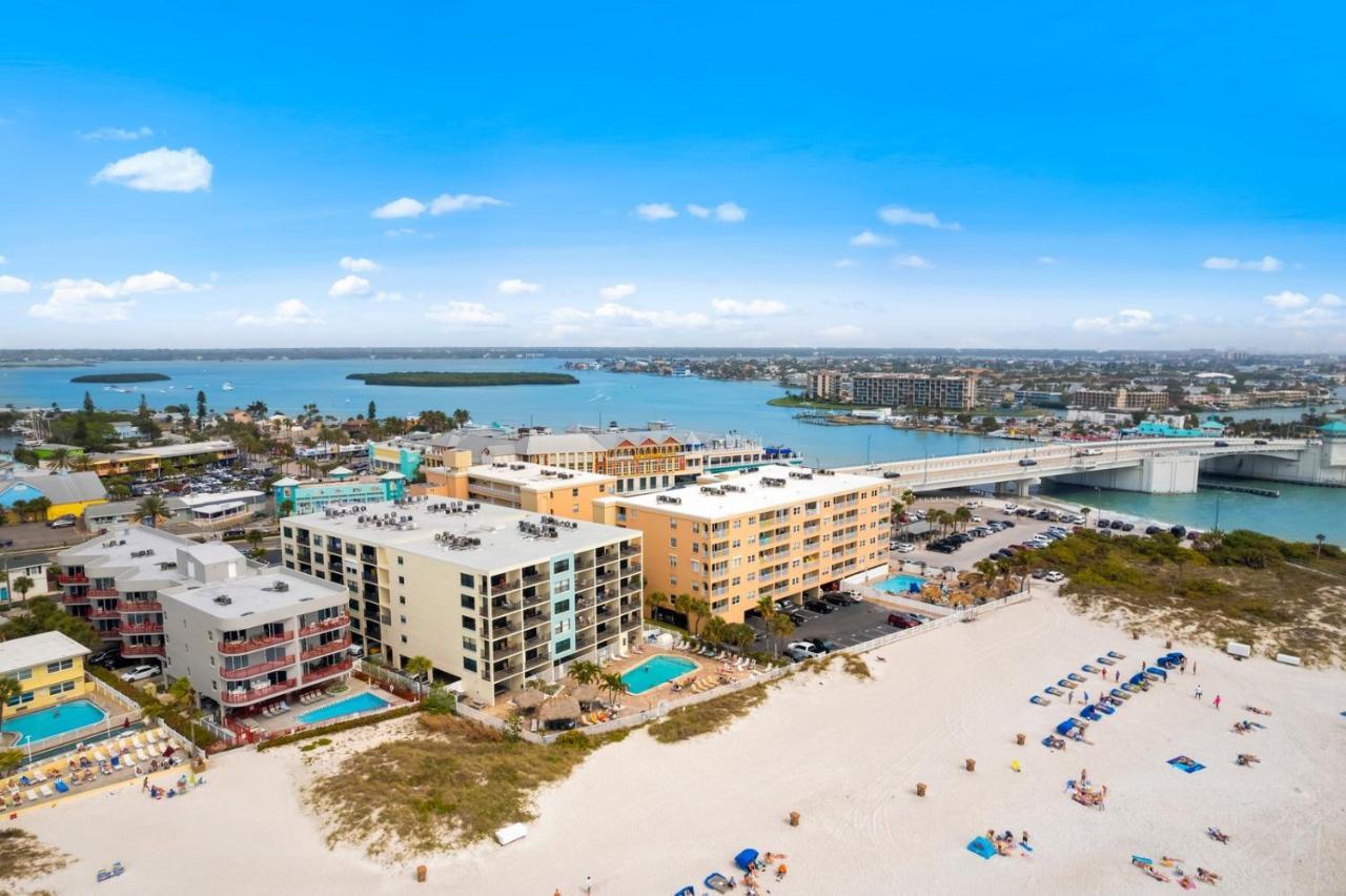 304 Crimson Condos St. Pete Beach Exterior photo